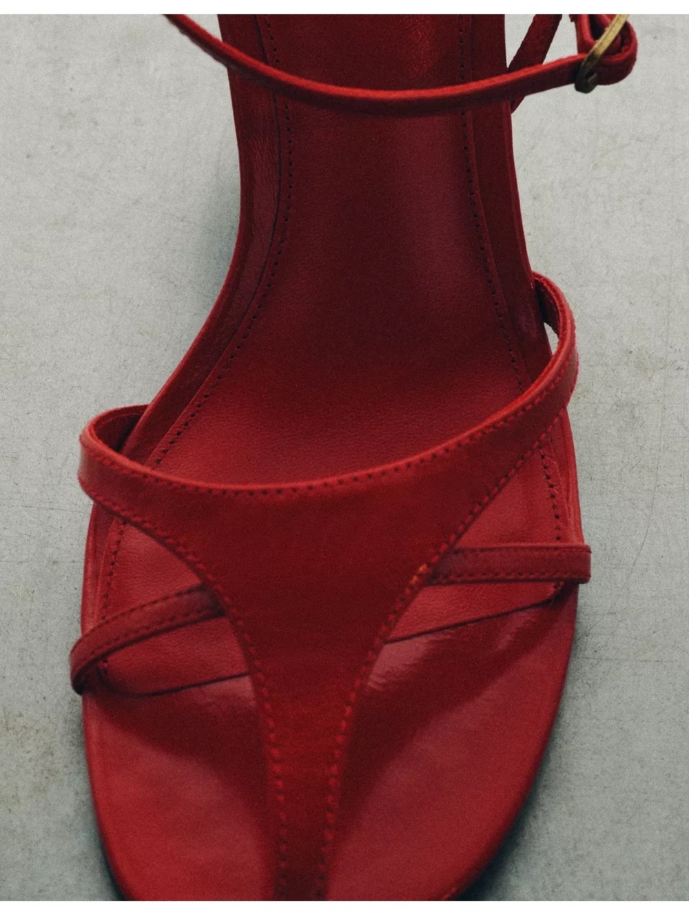 LEATHER STRAPPY SANDALS LIMITED EDITION